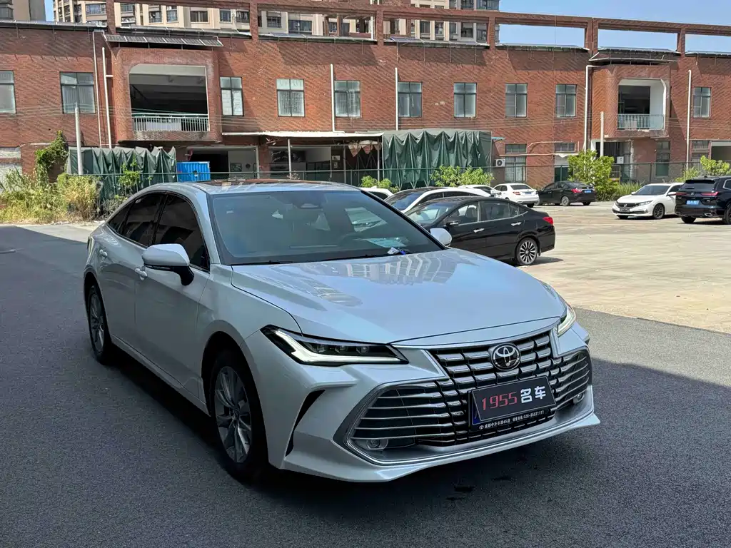 Toyota Avalon — миниатюра 3