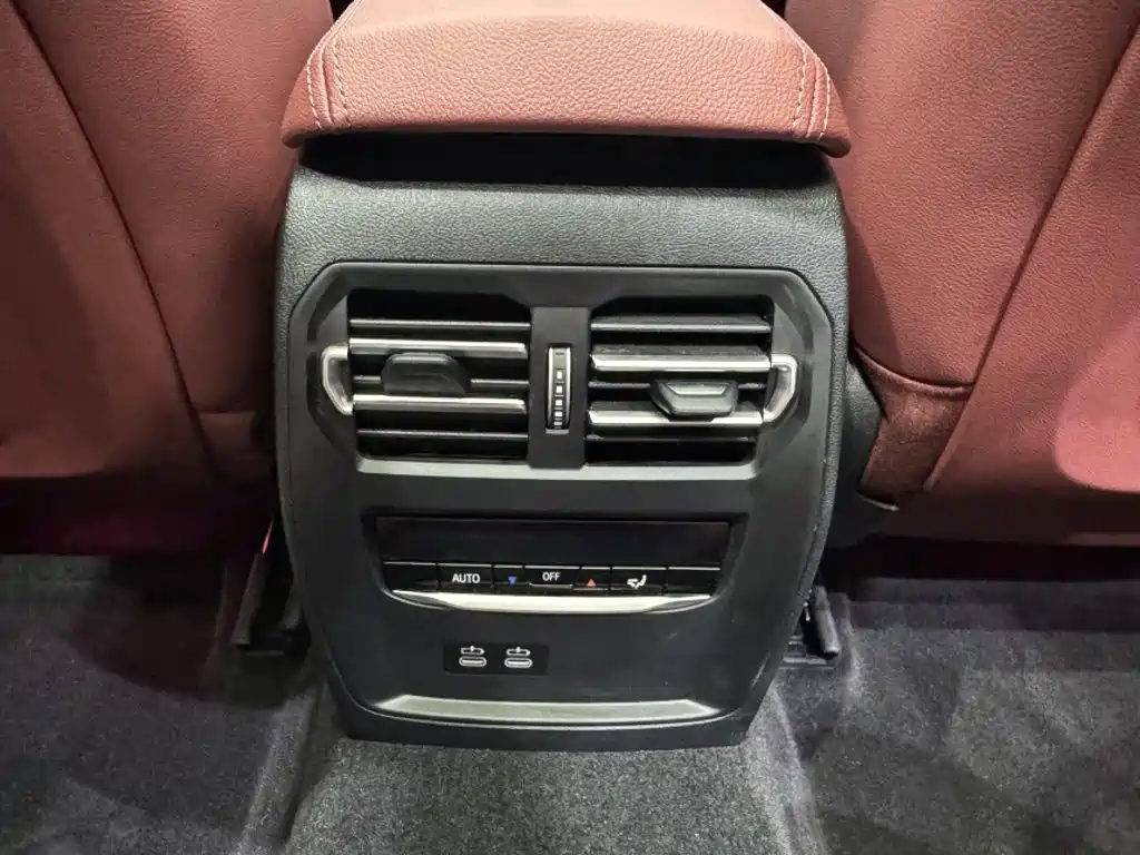 BMW 3 Series — миниатюра 17