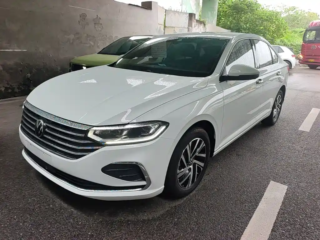 Volkswagen Lavida — миниатюра 2