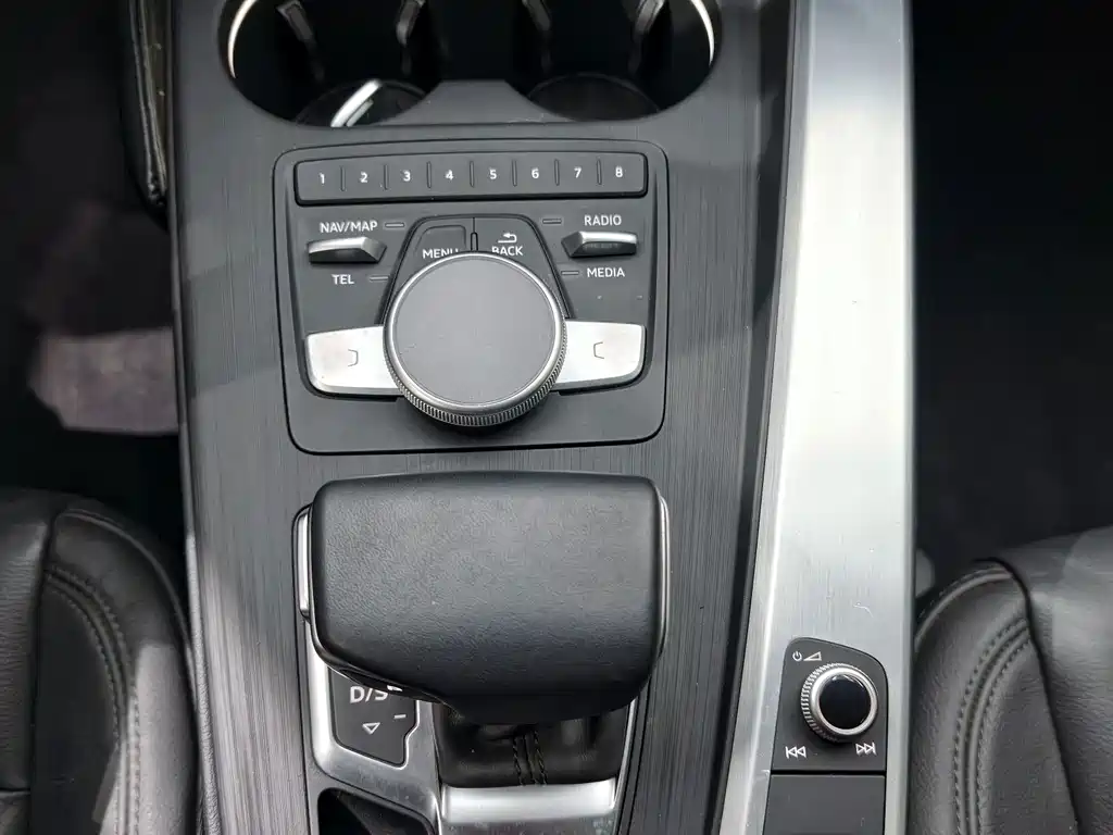Audi A4L — миниатюра 25