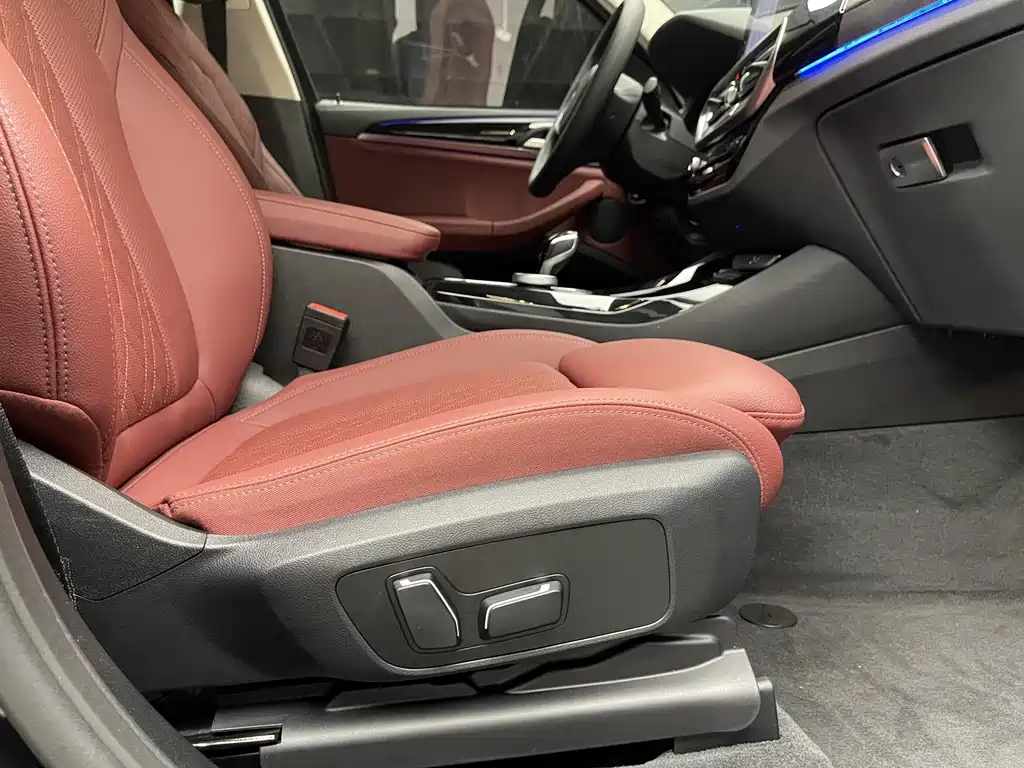 BMW X3 — миниатюра 28
