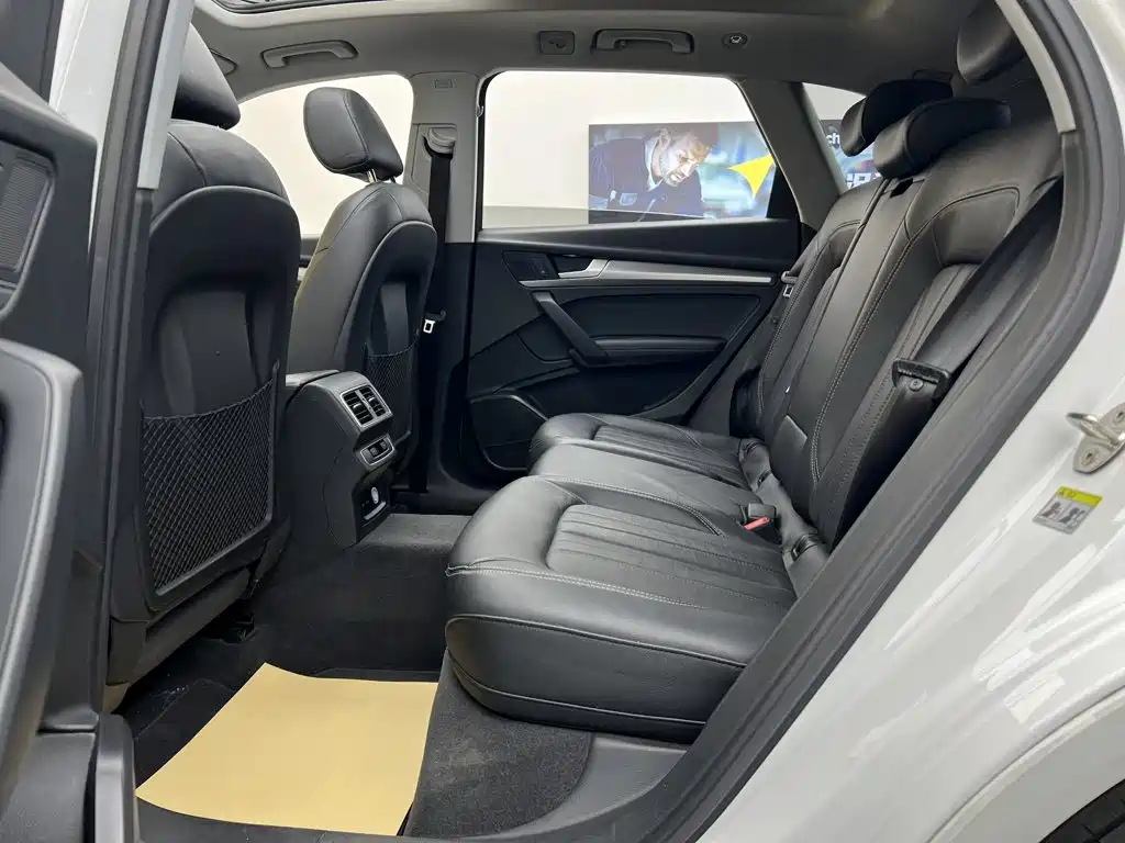 Audi Q5L — миниатюра 25