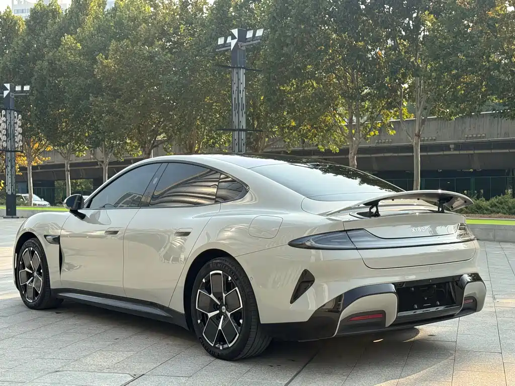 XIAOMI CAR XIAOMI SU7