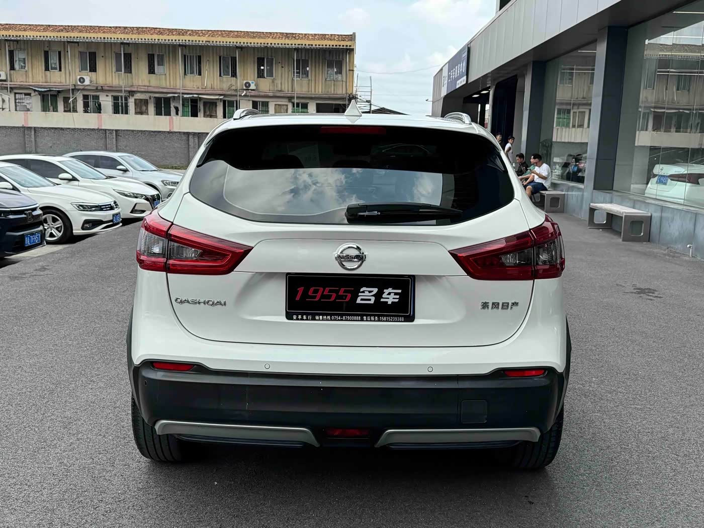 Nissan Qashqai 2.0 л 2021 г. Белый, пробег 46500 км
