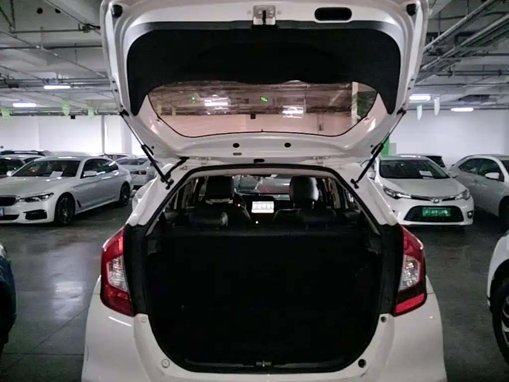 Honda Fit — миниатюра 21