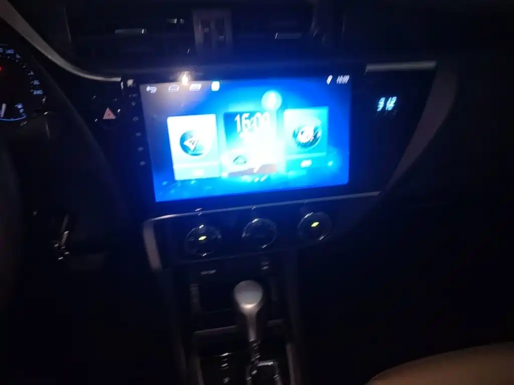 Toyota Corolla — миниатюра 13
