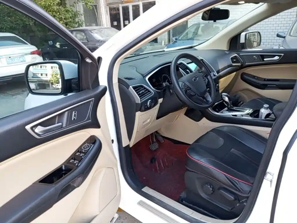 Ford Edge — миниатюра 16