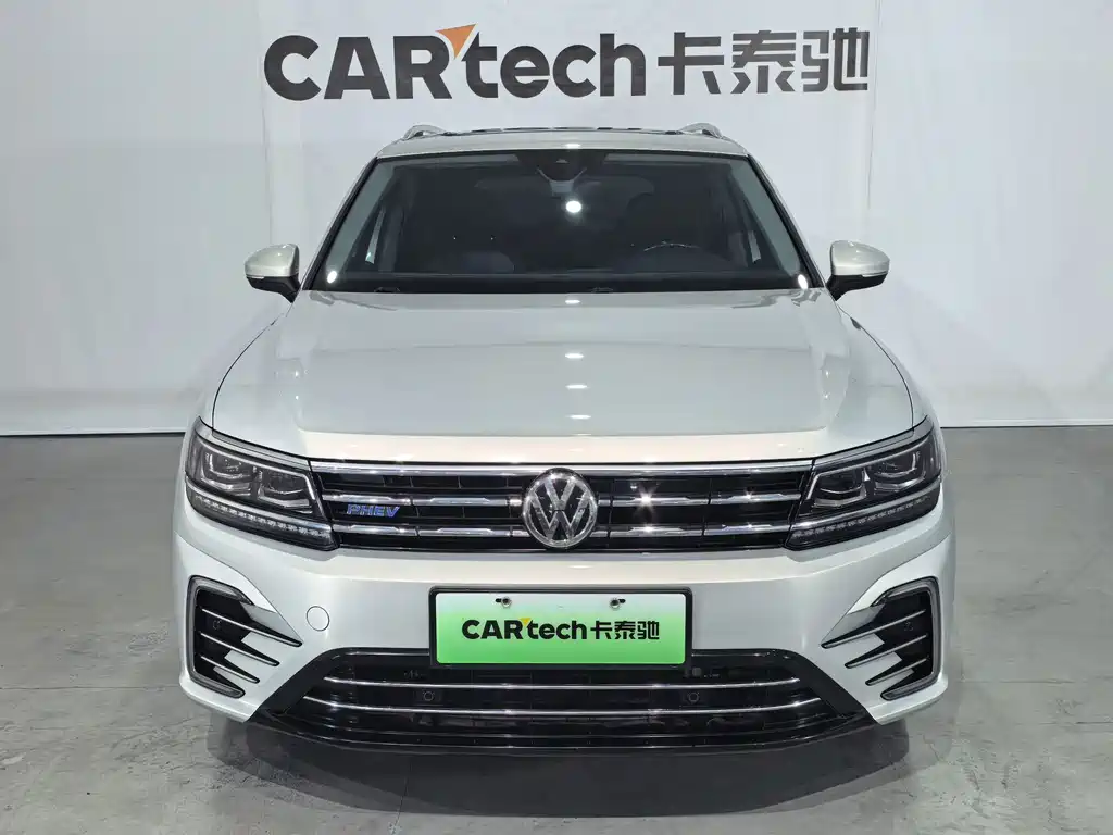 Volkswagen Tiguan L PHEV — миниатюра 2