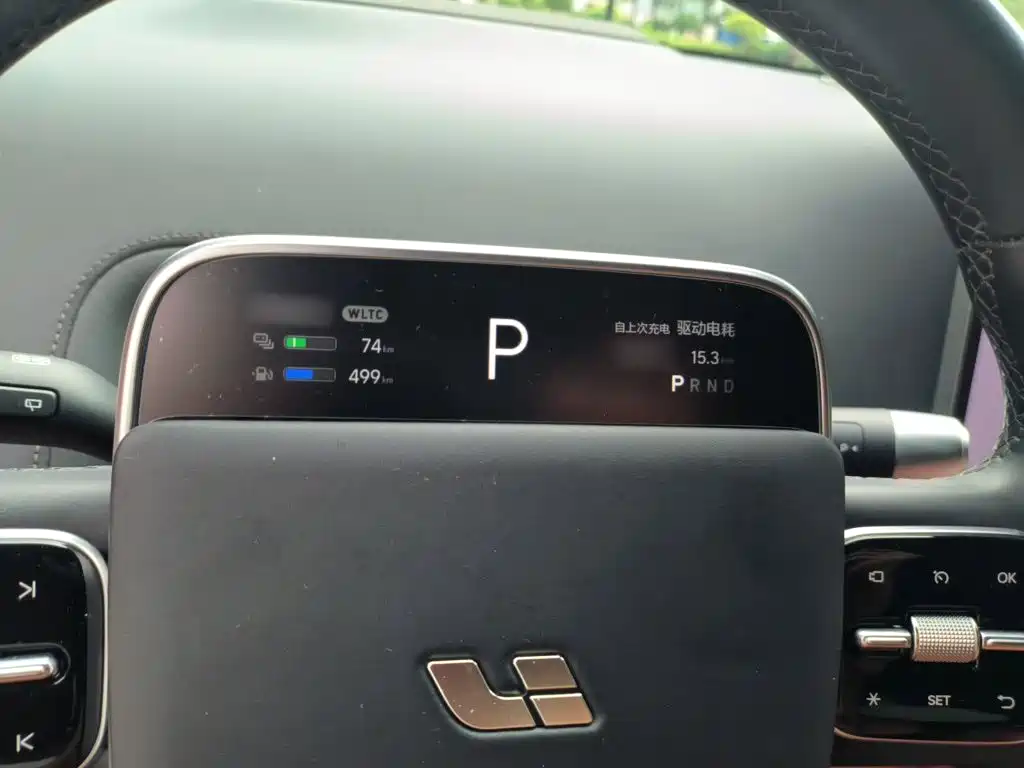 Li Auto Li L8 — миниатюра 4