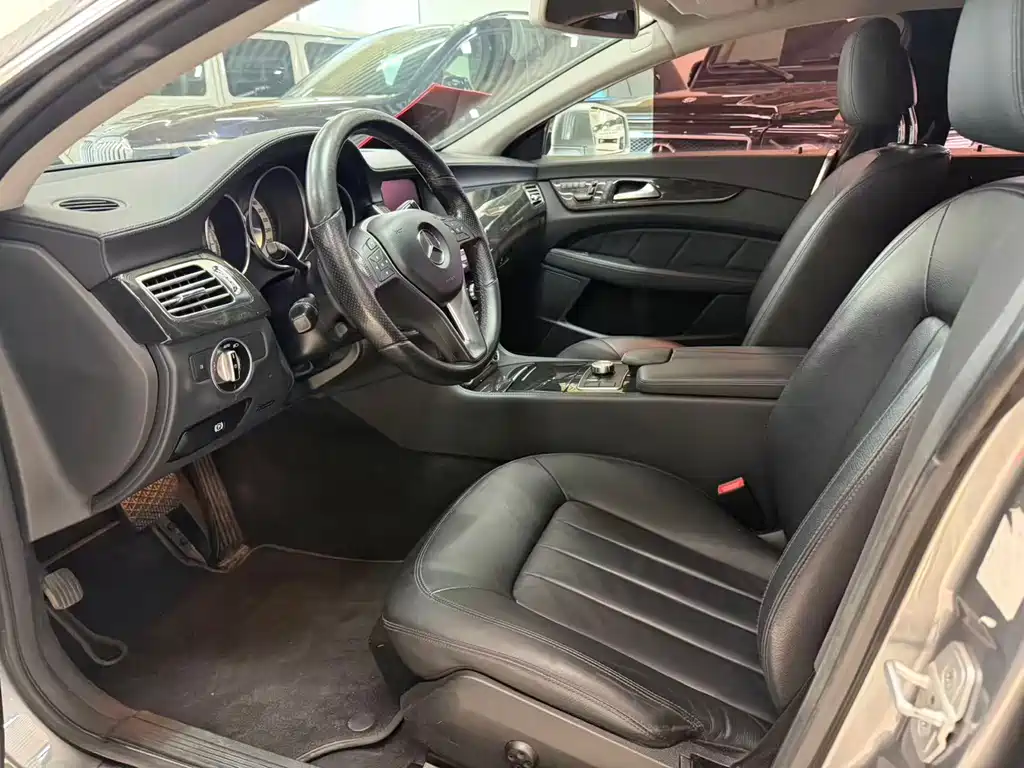 Mercedes-Benz CLS — миниатюра 6