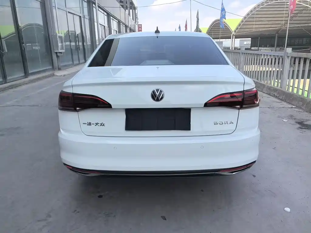 Volkswagen Bora — миниатюра 5