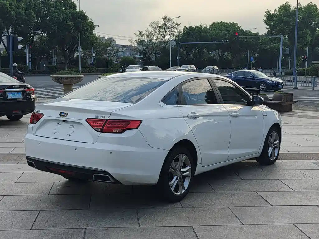 Geely Emgrand GL — миниатюра 6