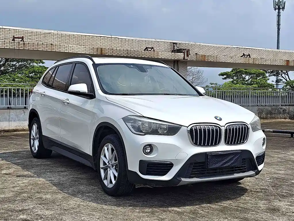 BMW X1 — миниатюра 3
