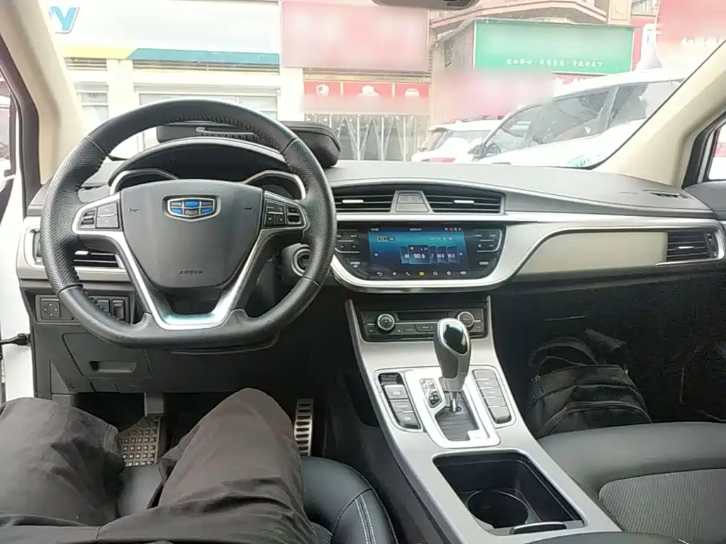Geely Emgrand GS — миниатюра 10