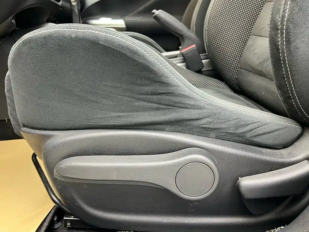 Infiniti ESQ — миниатюра 18