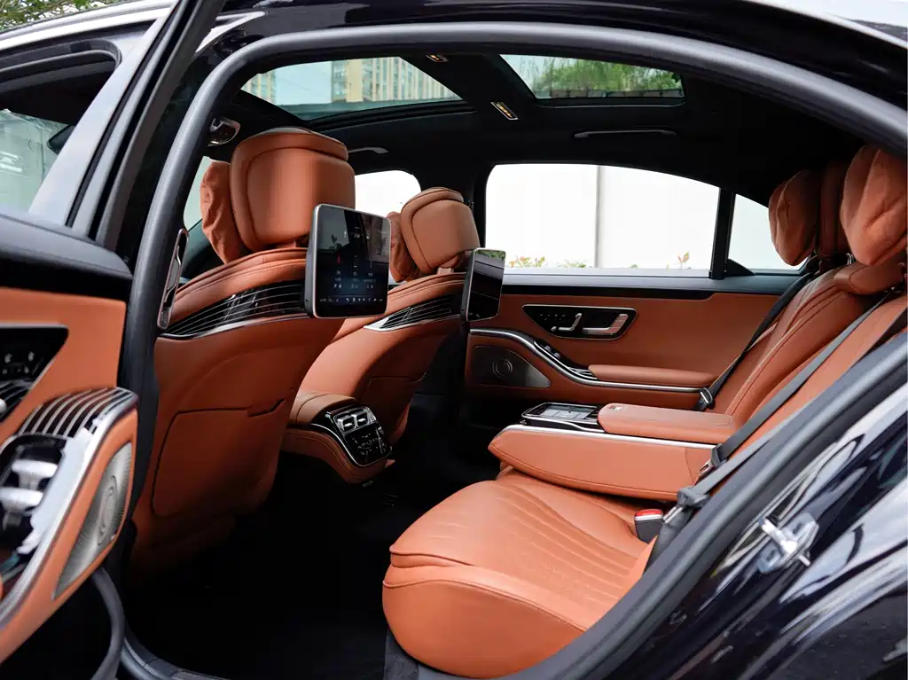 Mercedes-Benz S-Class — миниатюра 13