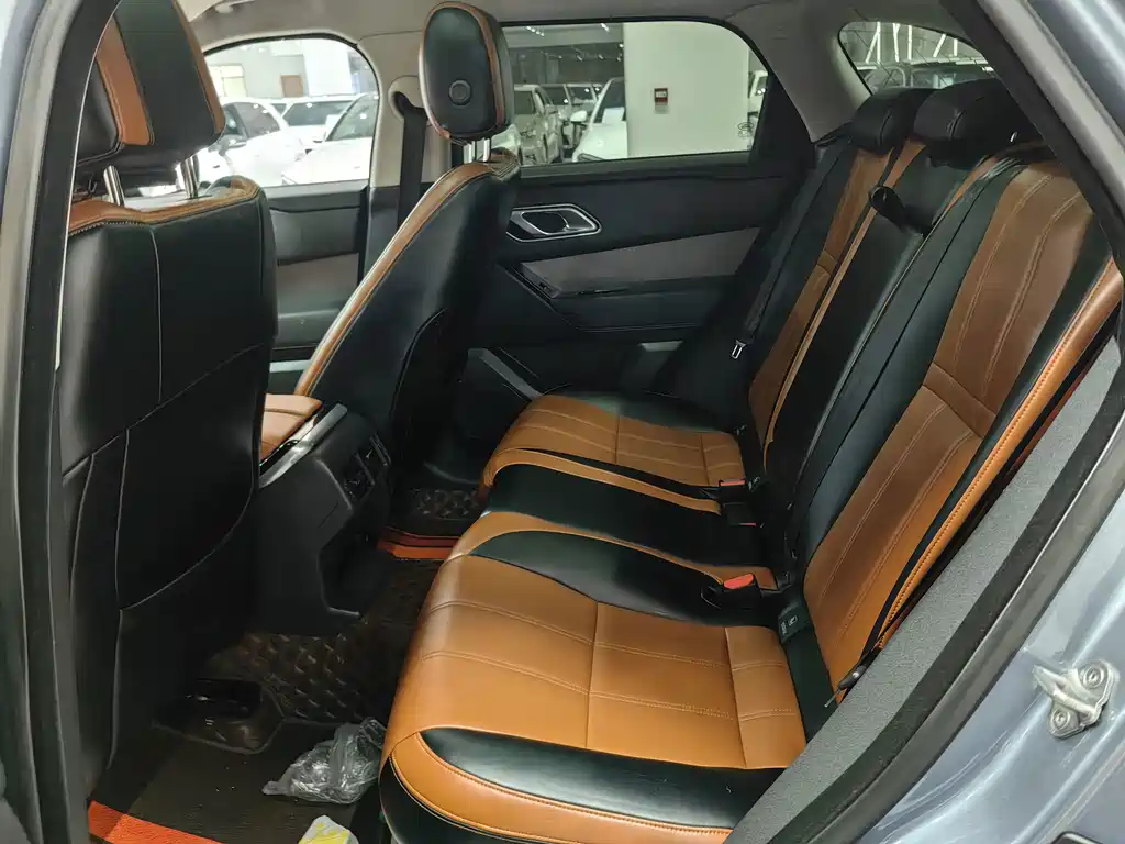 Land Rover Velar — миниатюра 6