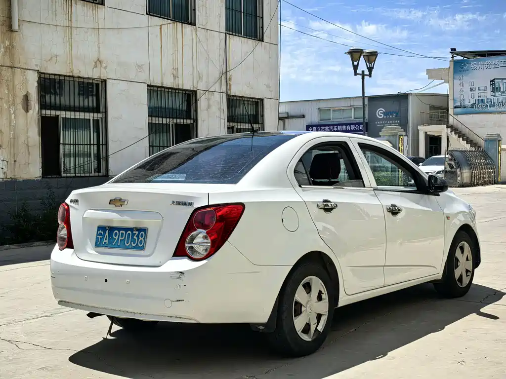 Chevrolet Aveo 2013 1.6L MT SX