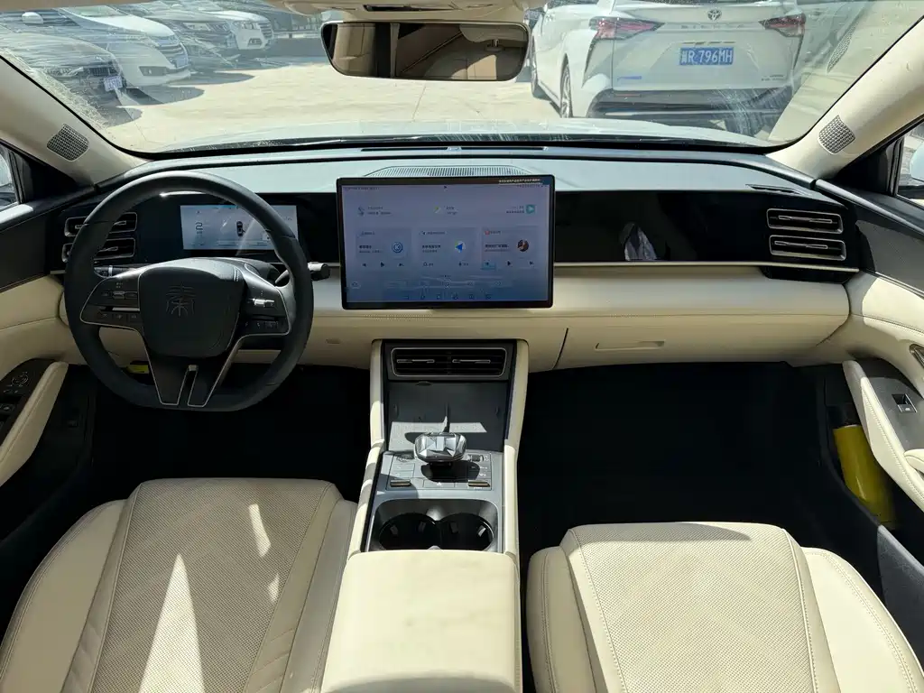 BYD Qin L — миниатюра 5