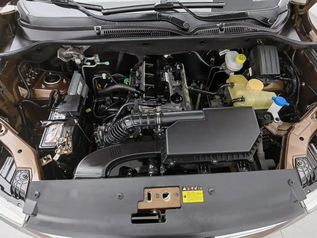 Wuling Hongguang — миниатюра 6