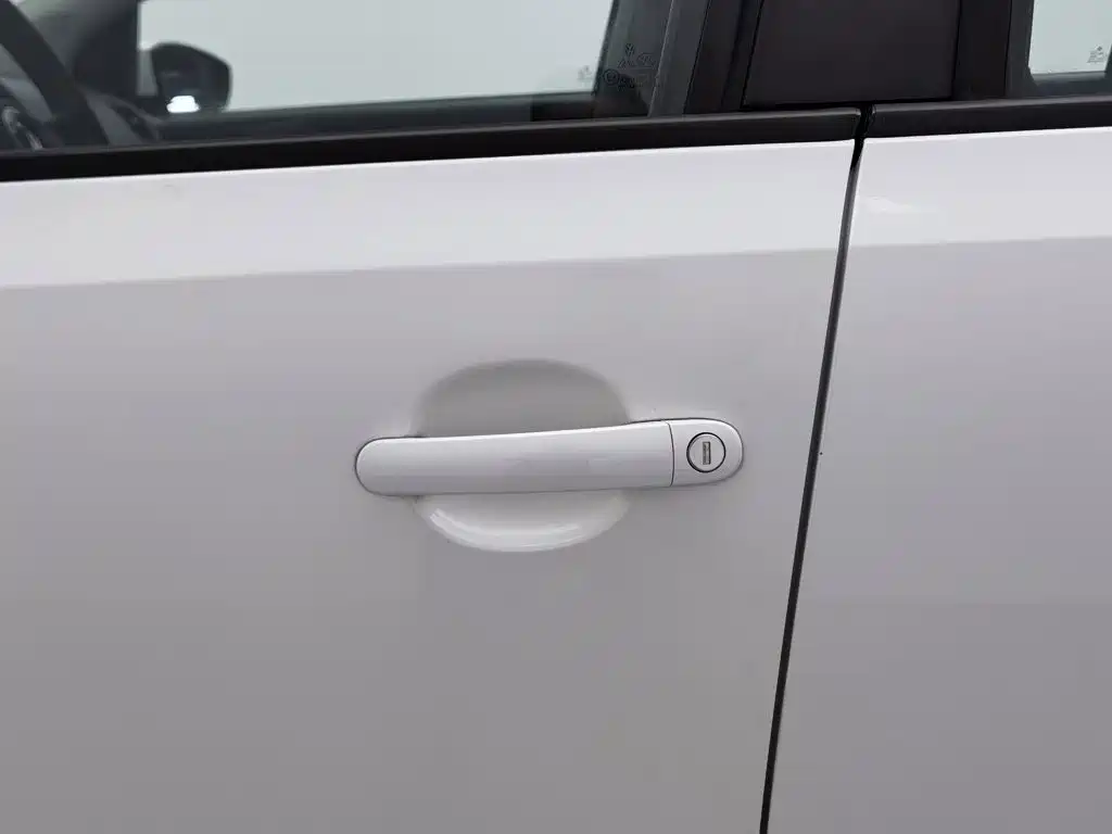 Volkswagen Polo — миниатюра 18