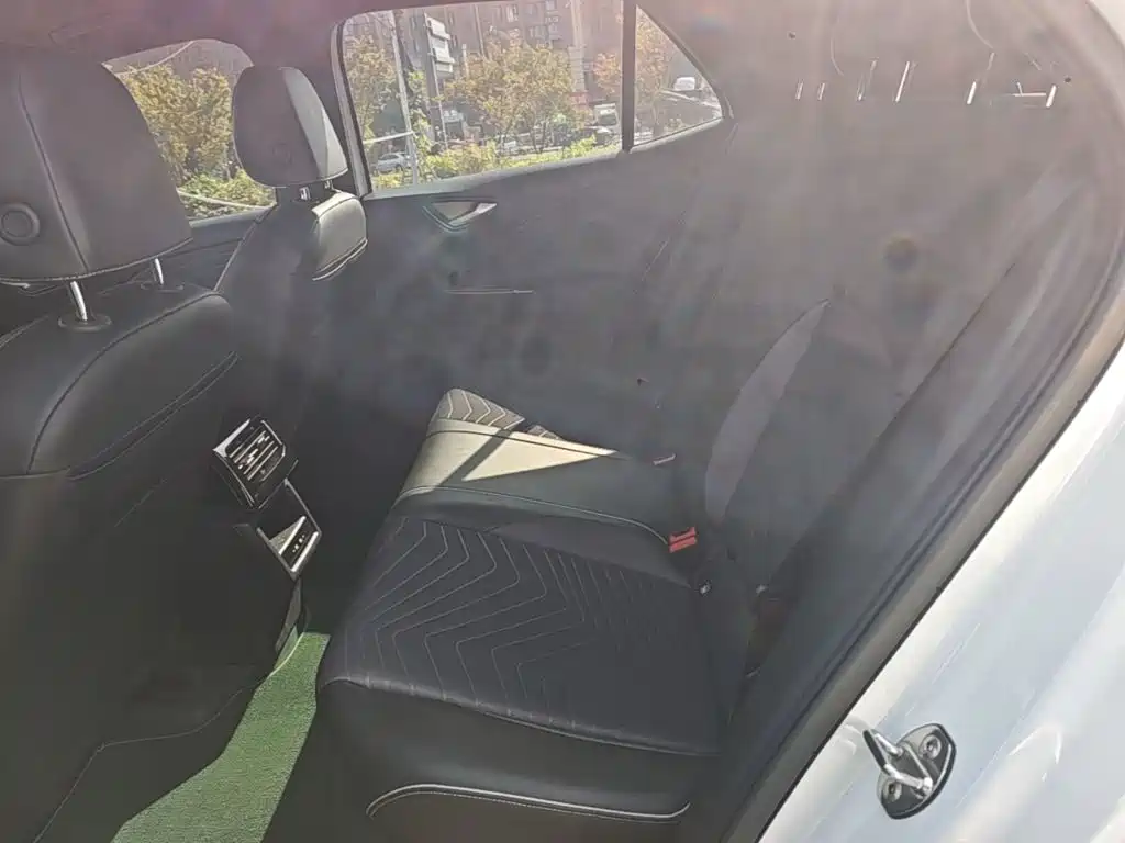 Volkswagen ID.3 — миниатюра 17