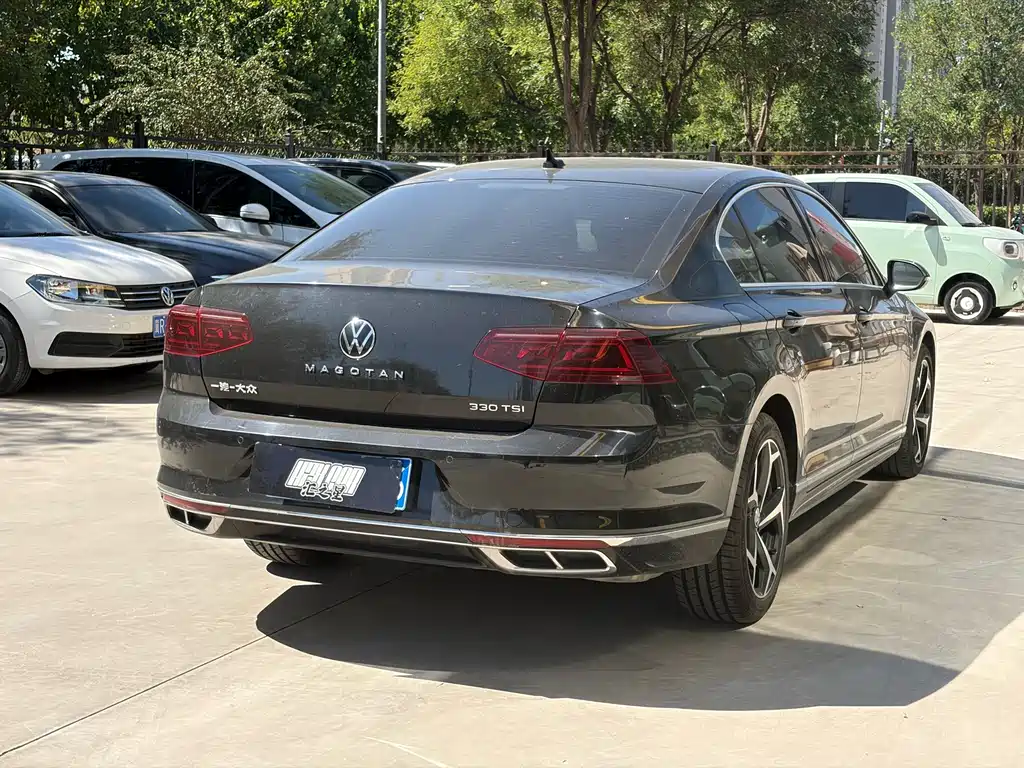 Volkswagen Magotan — миниатюра 2