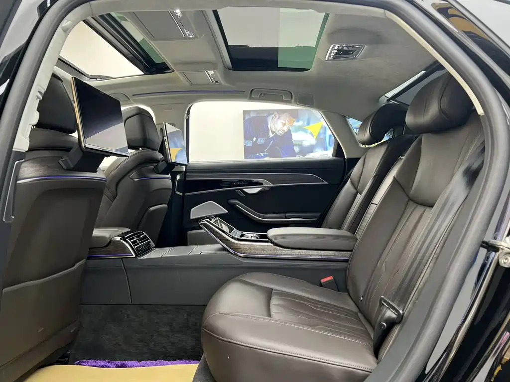 Audi A8 — миниатюра 21