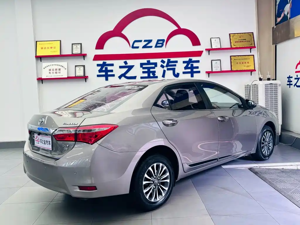 Toyota Corolla — миниатюра 5