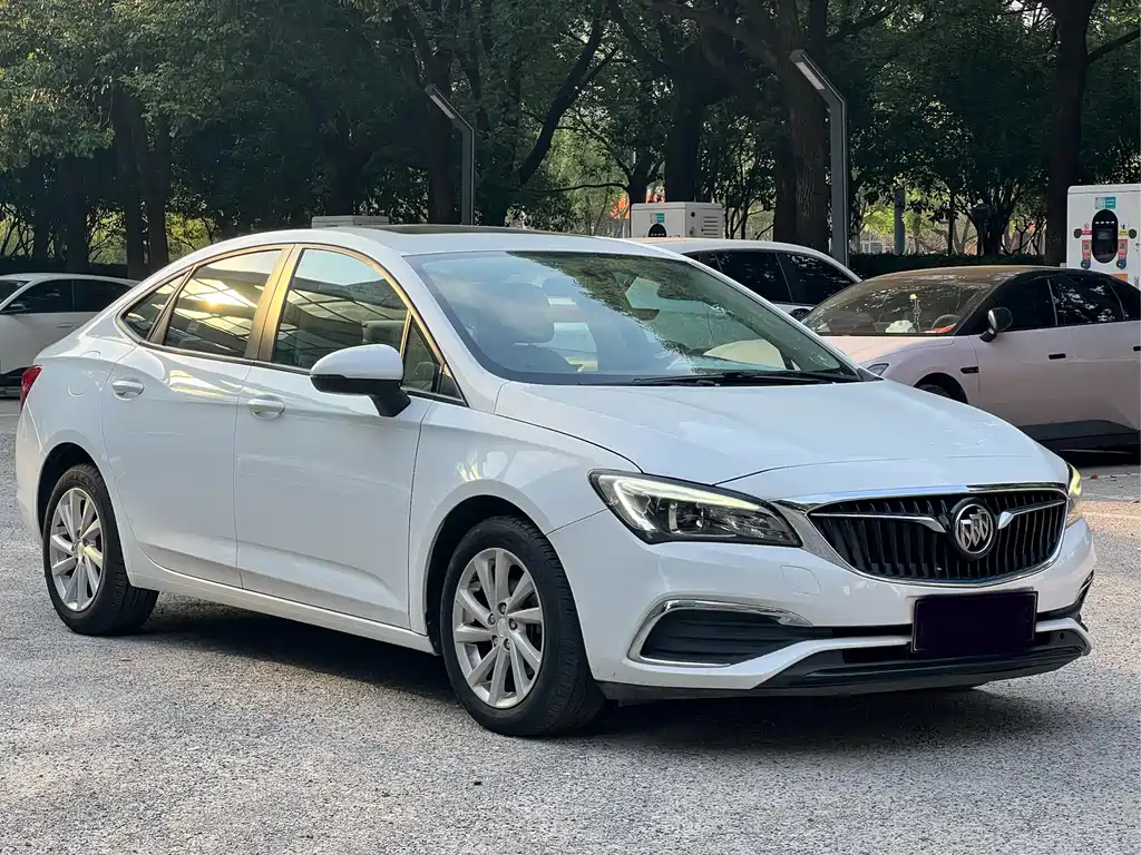 Buick Verano — миниатюра 3