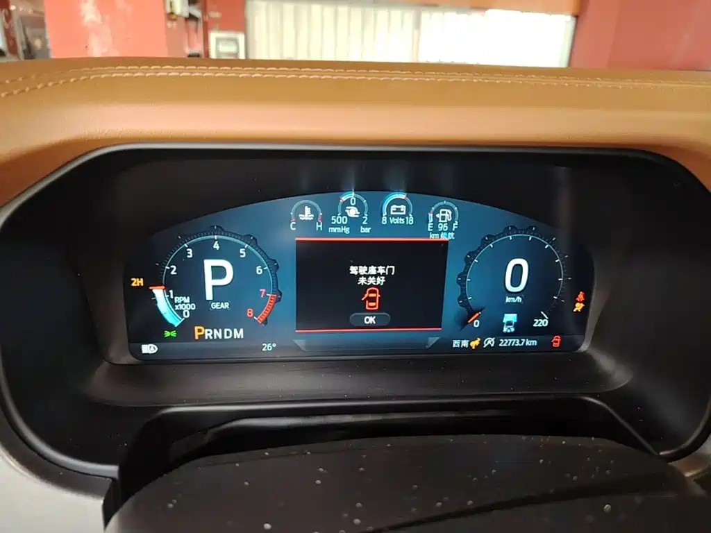 Ford Bronco — миниатюра 12