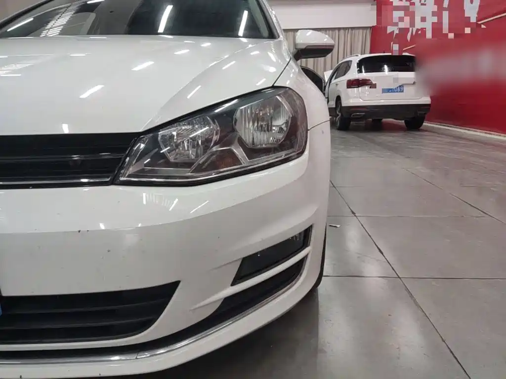 Volkswagen Golf — миниатюра 24