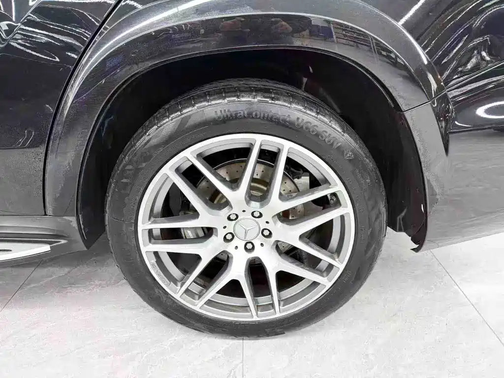 Mercedes-Benz GLS AMG — миниатюра 23