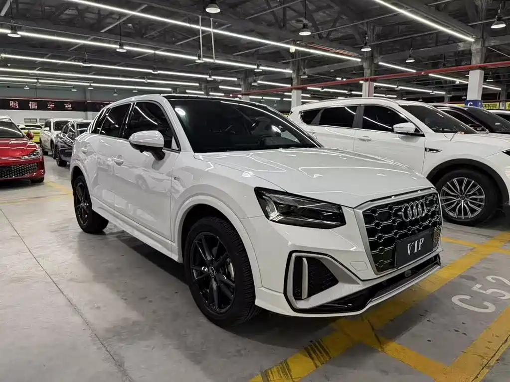 Audi Q2L — миниатюра 3