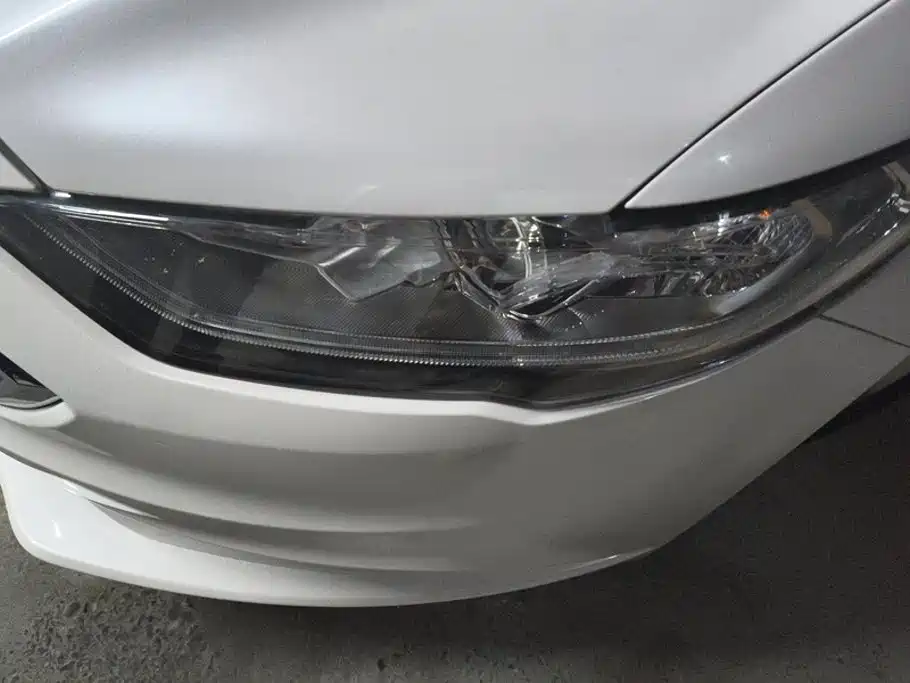 Ford Mondeo — миниатюра 5