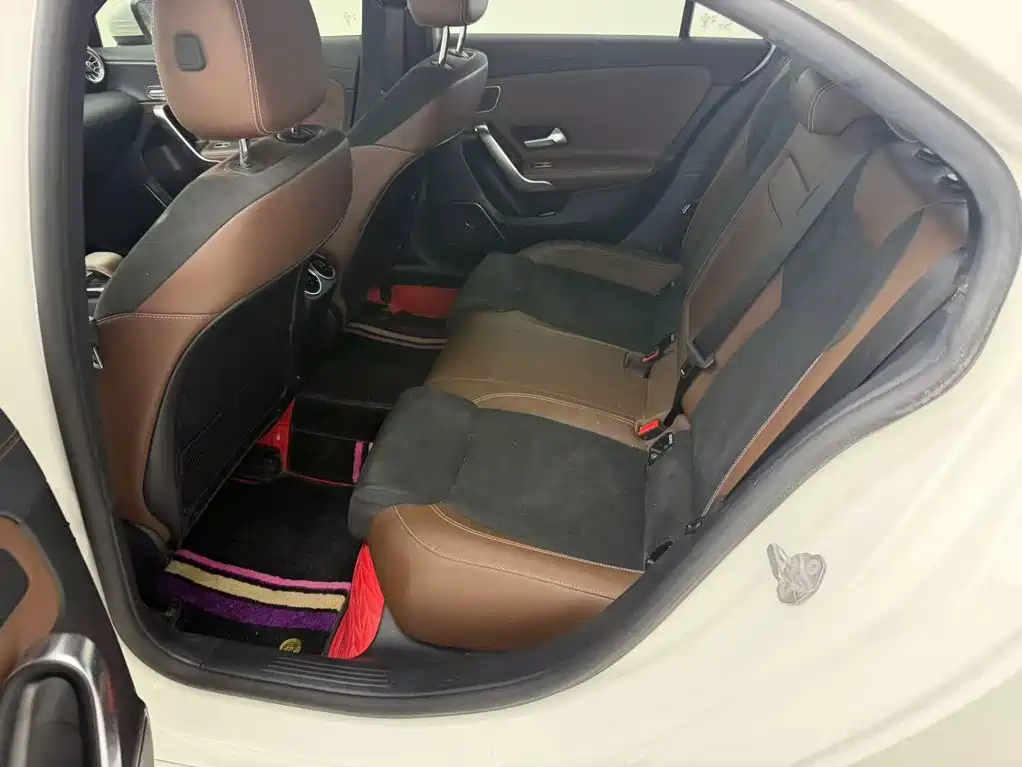Mercedes-Benz A-Class — миниатюра 6