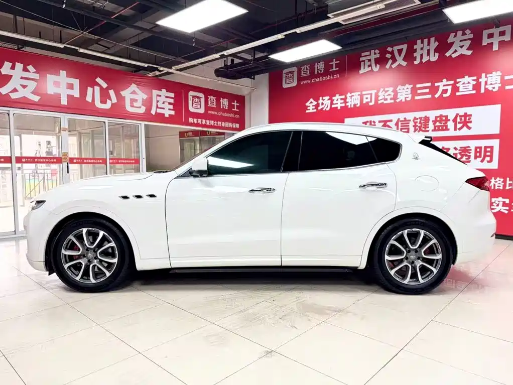 Maserati Levante — миниатюра 4