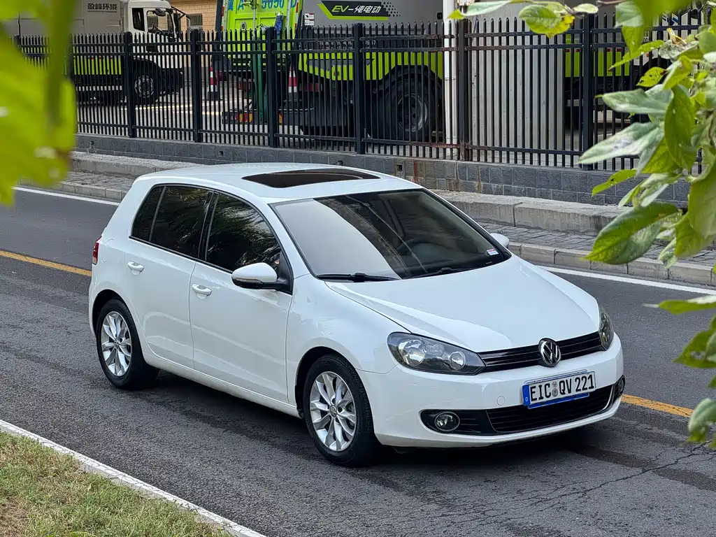Volkswagen Golf — миниатюра 9
