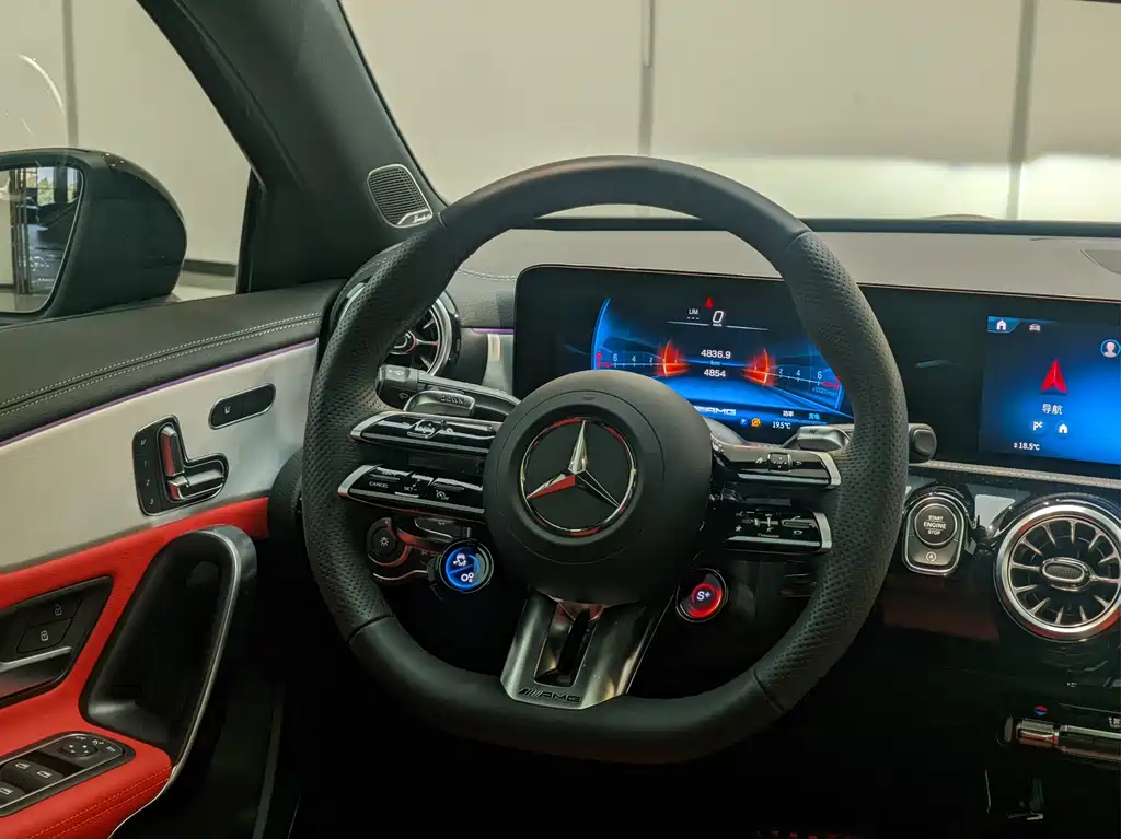 MERCEDES-BENZ A CLASS AMG