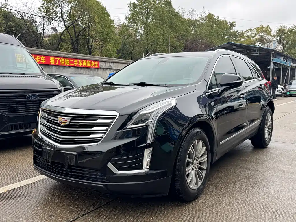 CADILLAC XT5