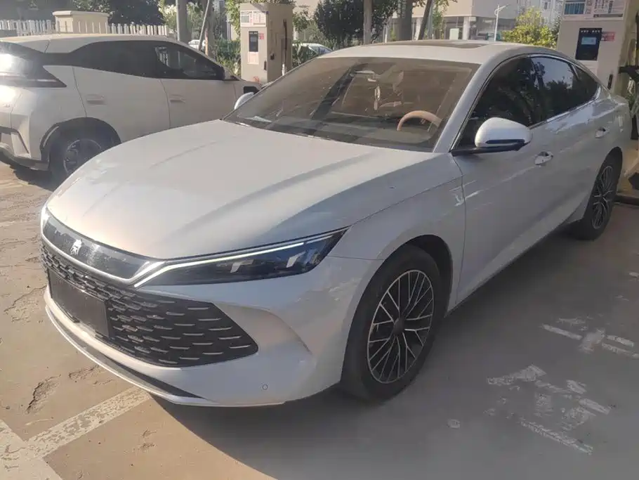 BYD Qin L