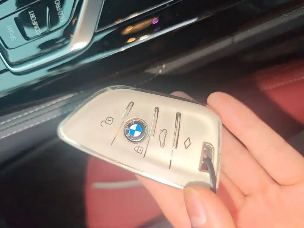 BMW 5 Series — миниатюра 9