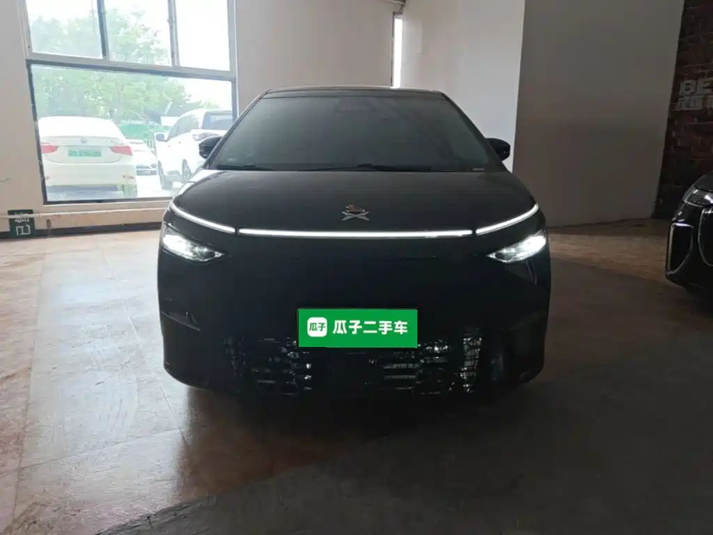 XPeng X9 — миниатюра 3