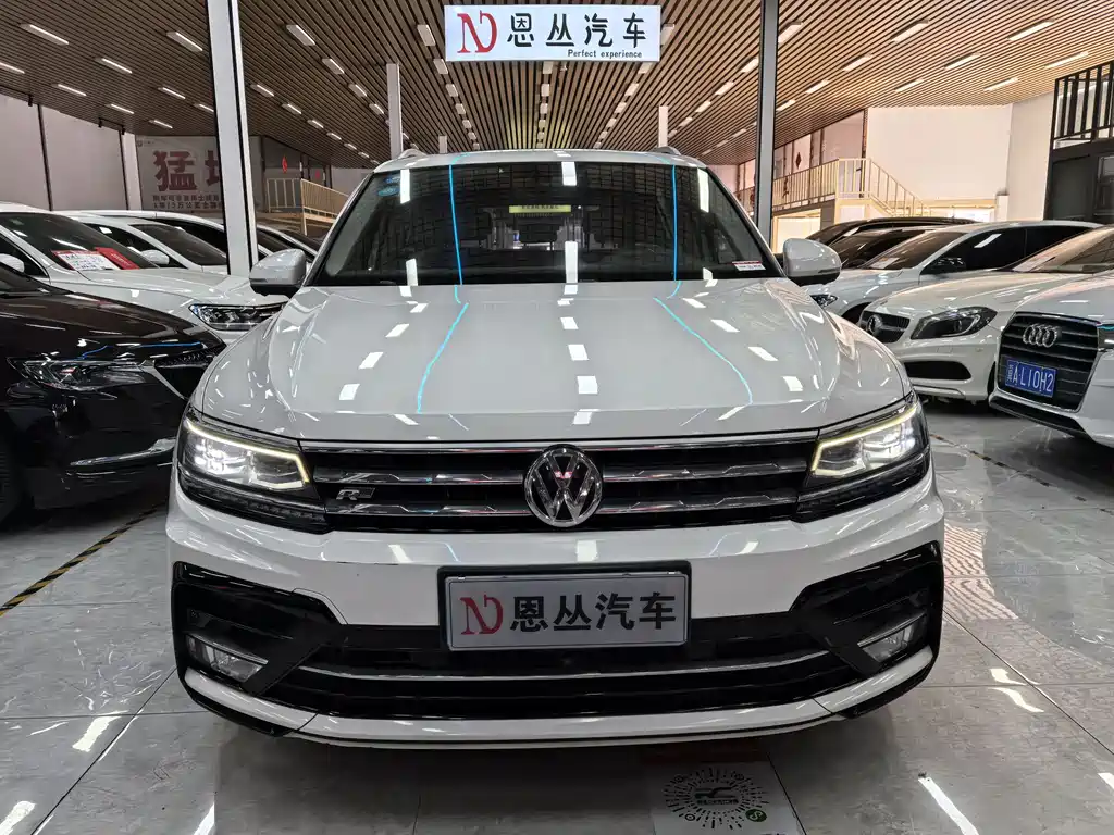 Volkswagen Tiguan L L 2020 330TSI AT R-Line Flagship VI