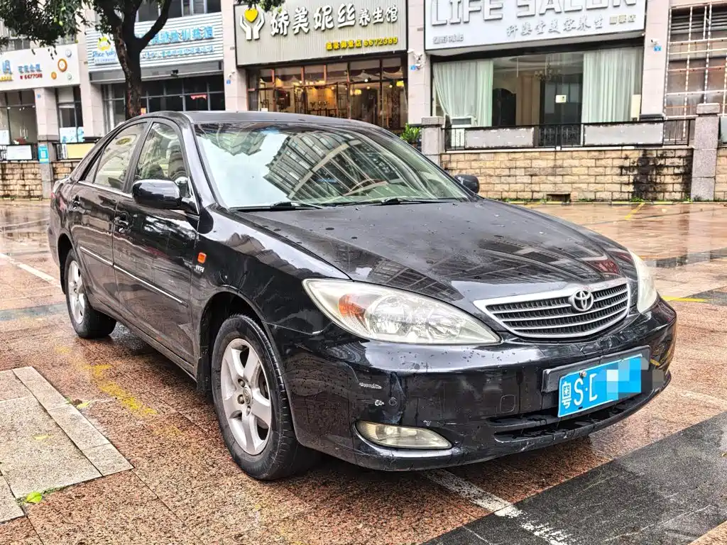 Toyota Camry 2005 2.4 Luxury