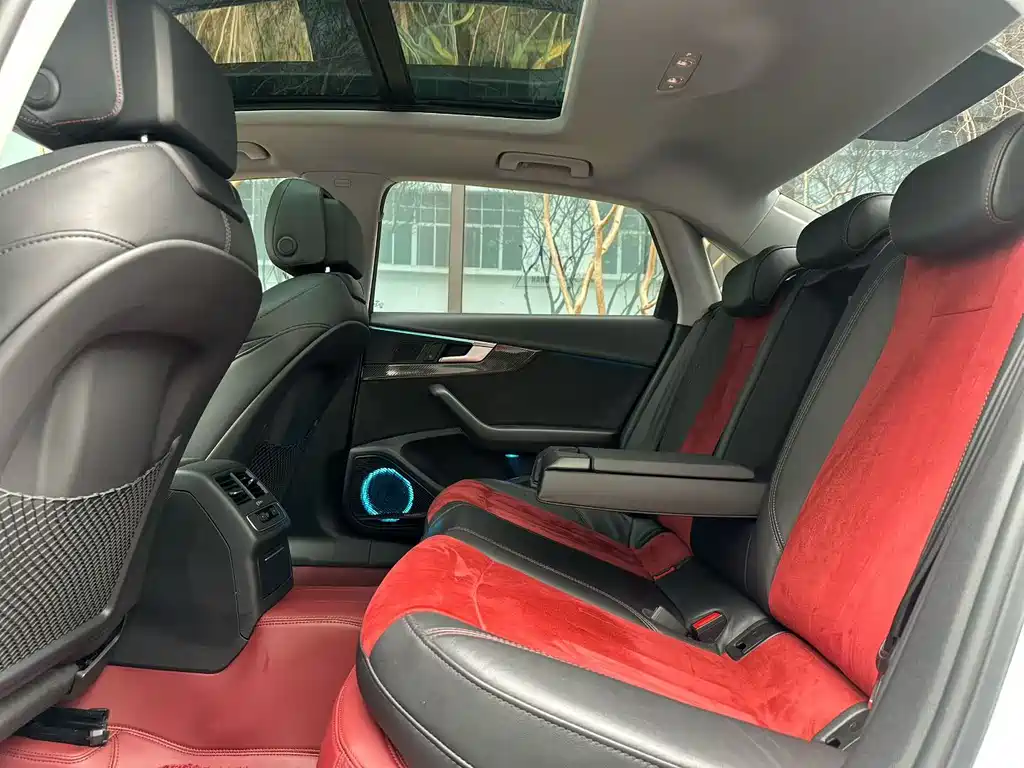 Audi A4L 2022 45 TFSI quattro