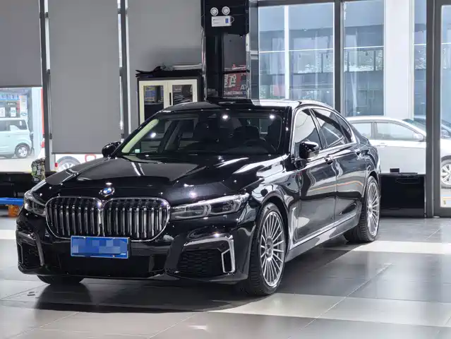 BMW 7 SERIES