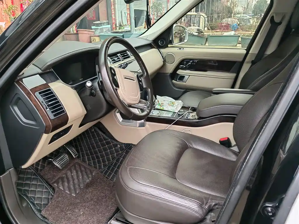 LAND ROVER RANGE ROVER