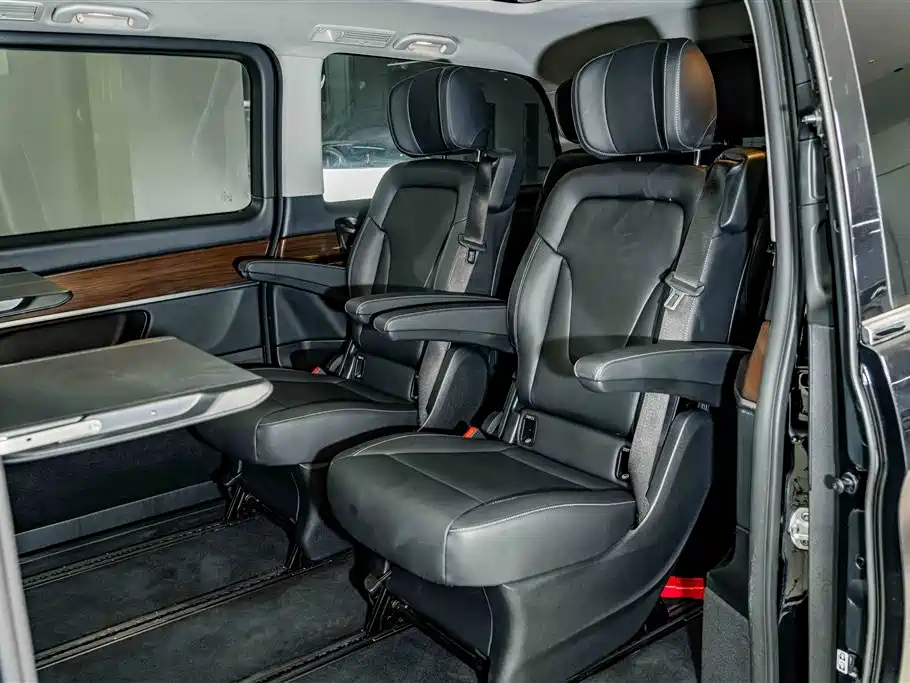 Mercedes-Benz V-Class — миниатюра 18