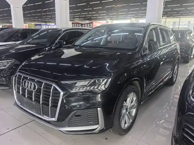 Audi Q 7 2023 45 TFSI quattro S line Sport